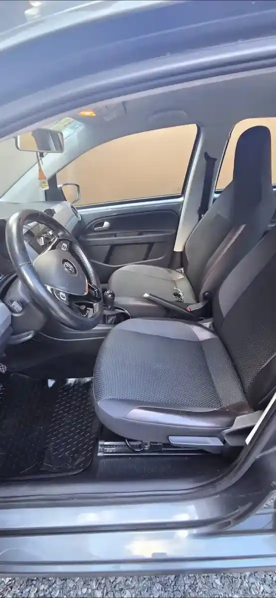 Volkswagen High Up 1.0 High Up! 5 P 2018 - foto 3