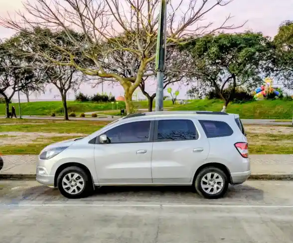 Chevrolet Spin 1.8 Ltz 5As 105Cv 2015 - foto 2