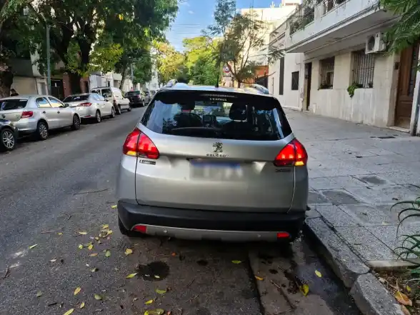 Peugeot 2008 1.6 Feline Tiptronic 2019 - foto 2