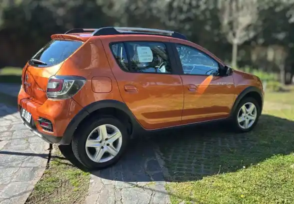 Renault Sandero Stepway 1.6 Expression 105Cv 2018 - foto 5