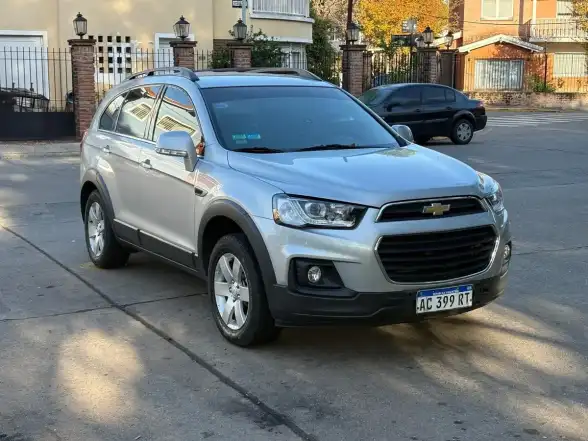 Chevrolet Captiva 2.4 Lt 167Cv 2018 - foto 2