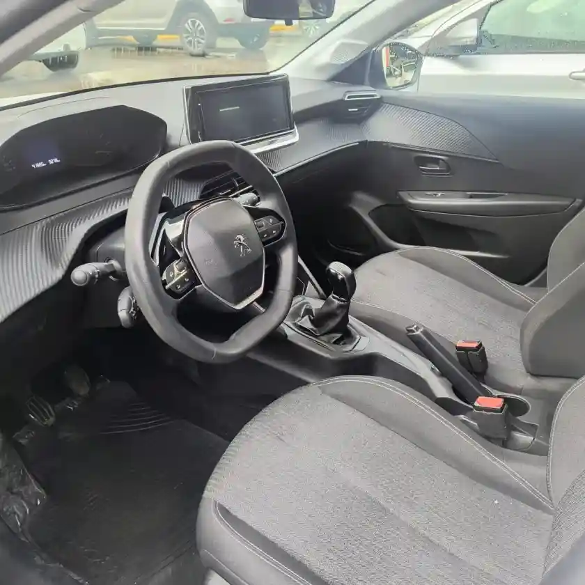 Peugeot 208 1.6 Active Pack 2024 - foto 2