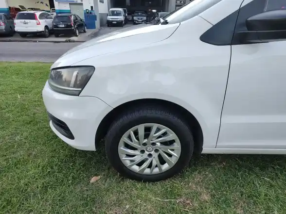 Volkswagen Suran 1.6 Comfortline 101Cv 2018 - foto 4