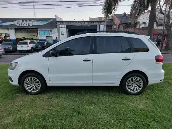 Volkswagen Suran 1.6 Comfortline 101Cv 2018 - foto 5