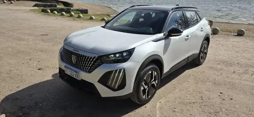 Peugeot 2008 1.0T Gt 2026 - foto 1