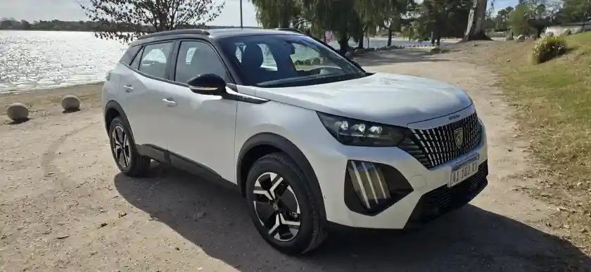 Peugeot 2008 1.0T Gt 2026 - foto 2