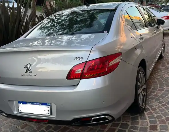 Peugeot 408 1.6 Feline Hdi 115Cv 2017 - foto 4