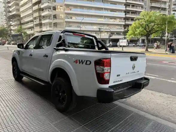 Renault Alaskan 2.3 Dci Bit 190 Intens Noir 4X4 At 2025 - foto 3