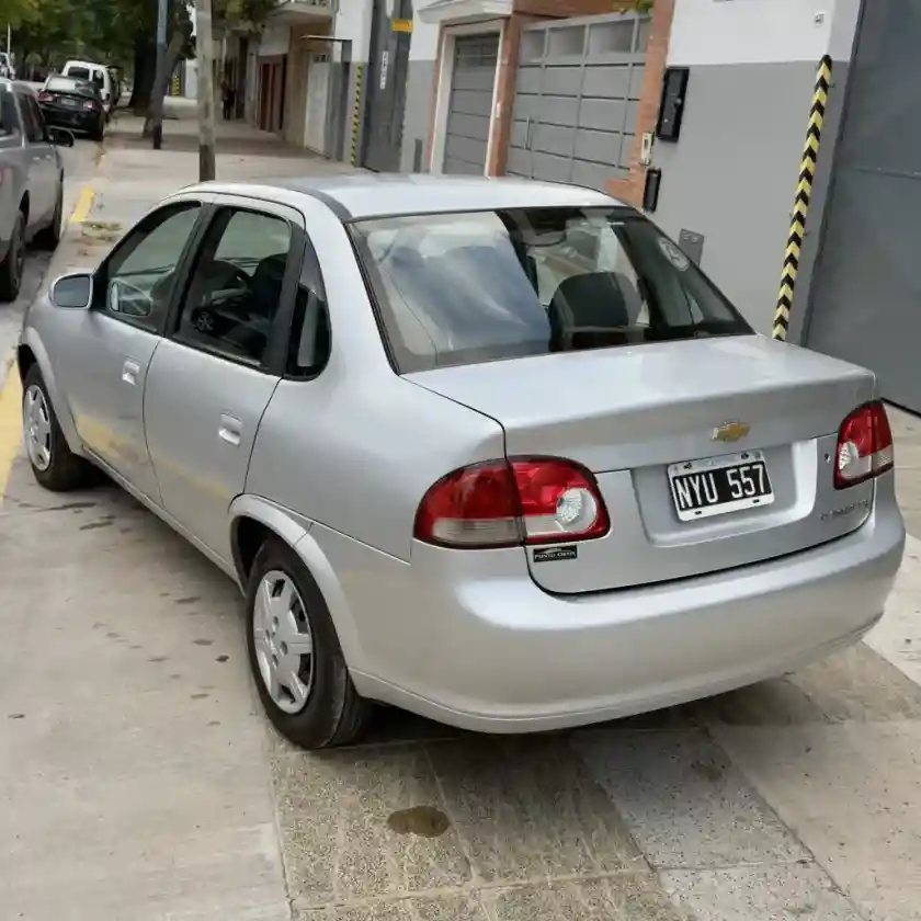 Chevrolet Classic 2014 - foto 1