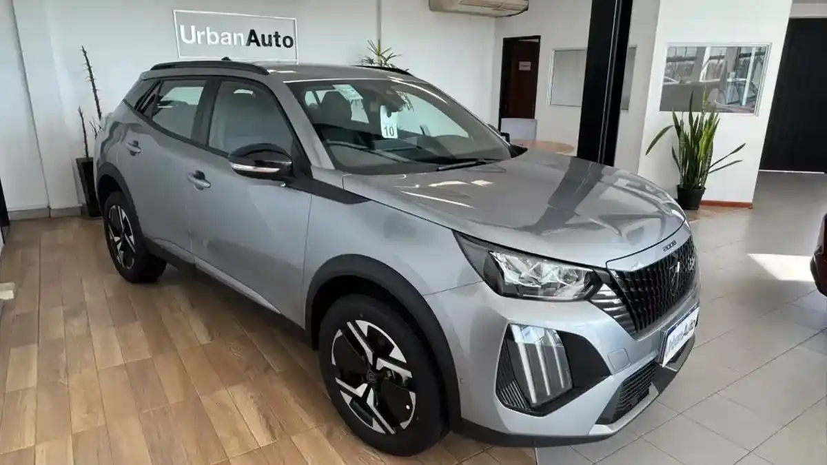 Peugeot 2008 1.0T Allure Cvt 2026 - foto 5