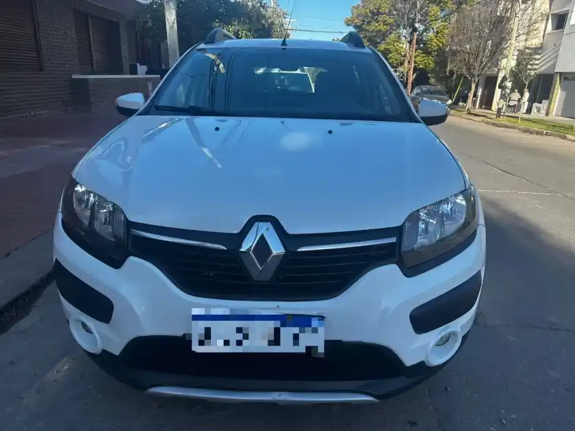 Renault Sandero Stepway 1.6 Privilege 105Cv 2018 - foto 2