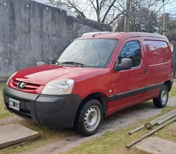 Peugeot Partner 1.6 Hdi Furgon Confort 2014 - foto 1