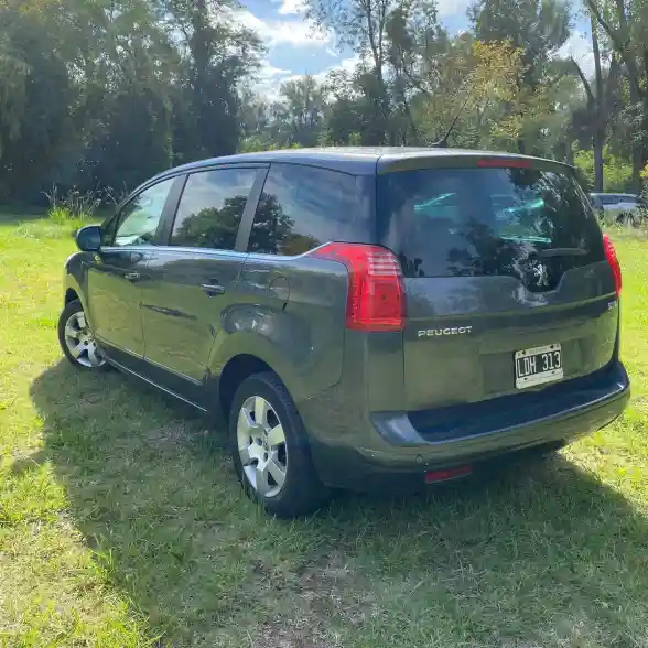 Peugeot 5008 1.6 Allure Plus 156Cv 2012 - foto 4
