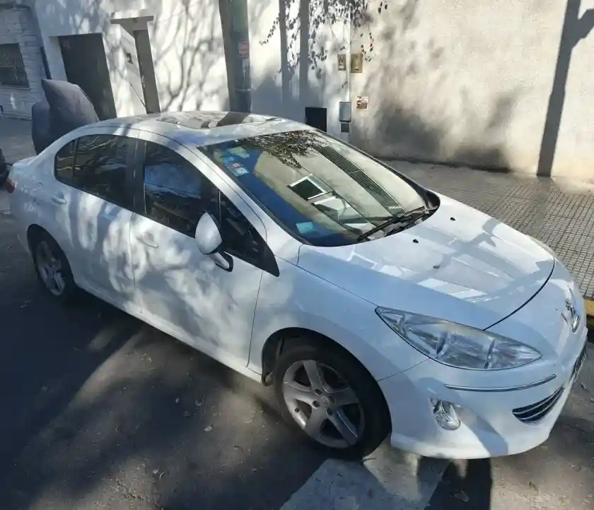 Peugeot 408 2.0 Allure Plus 143Cv Tiptronic 2013 - foto 4