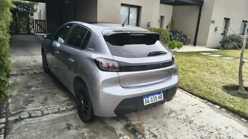 Peugeot 208 1.6 Style 2023 - foto 4