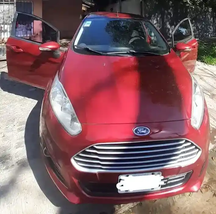 Ford Fiesta Kinetic 1.6 Se 120Cv 2014 - foto 5