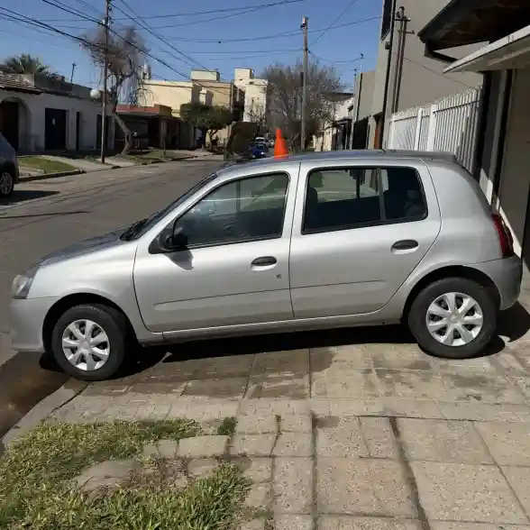 Renault Clio 2013 - foto 1