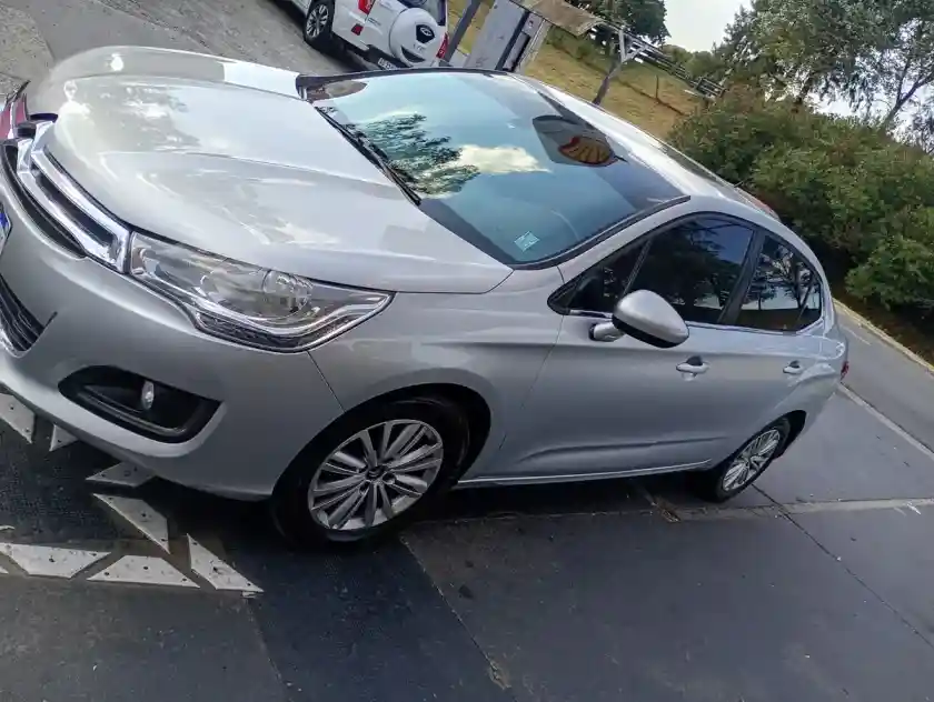 Citroën C4 Lounge 1.6 Hdi 115 Feel Pack 2017 - foto 1