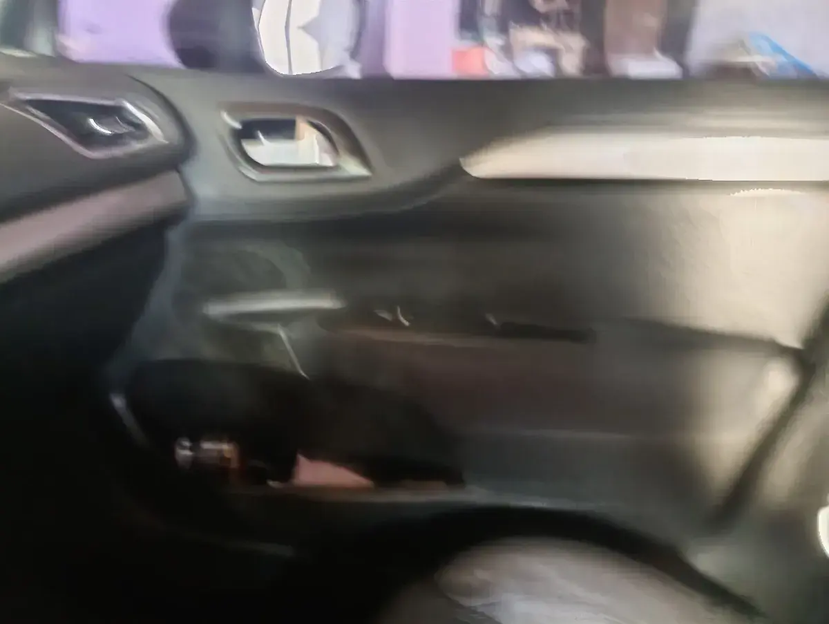 Citroën C4 Lounge 1.6 Hdi 115 Feel Pack 2017 - foto 4