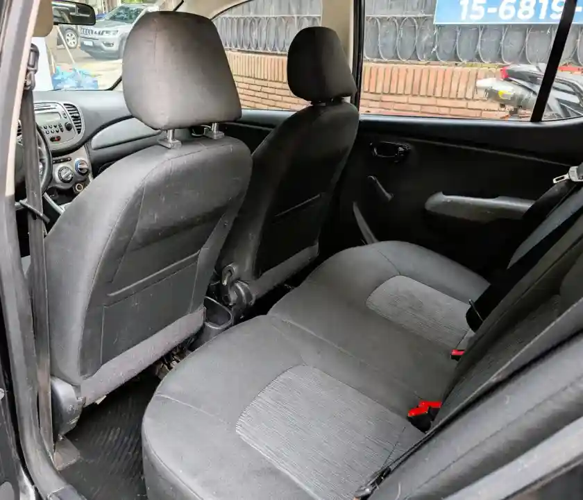 Hyundai I10 1.2 Gls Seguridad L Mt Abcp 2013 - foto 2