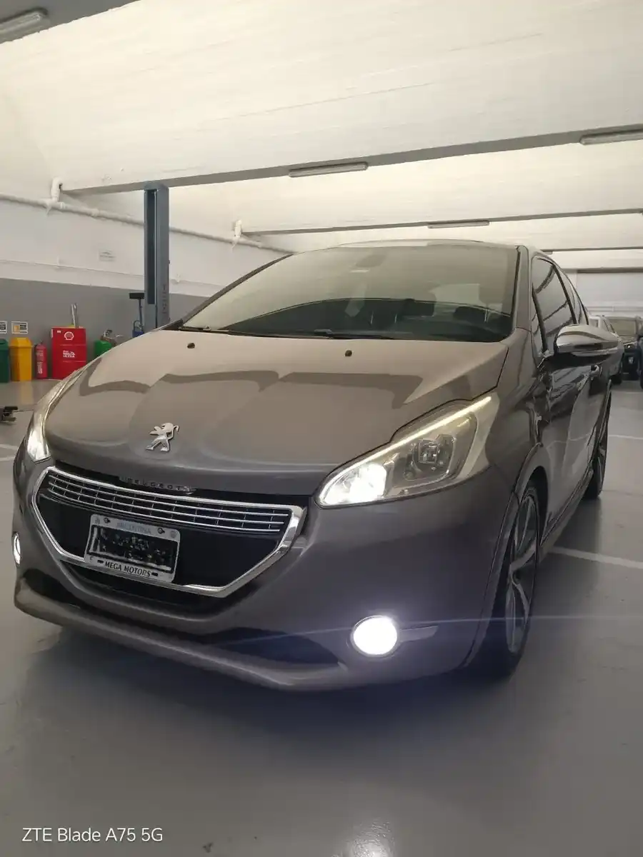 Peugeot 208 1.6 Thp Xy 3P 2014 - foto 4