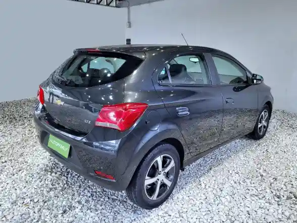 Chevrolet Onix 1.4 Ltz 98Cv 2018 - foto 5