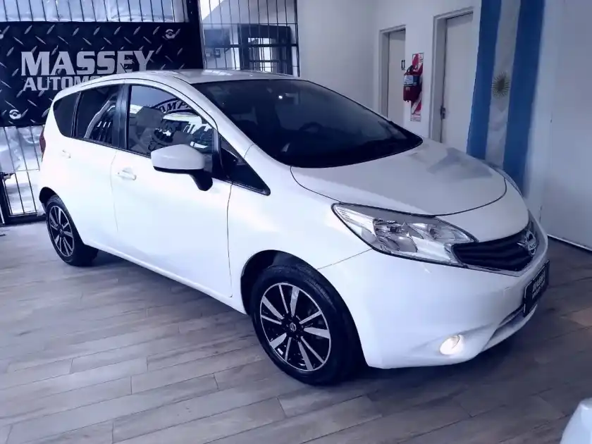 Nissan Note 1.6 Exclusive 110Cv Cvt 2019 - foto 1