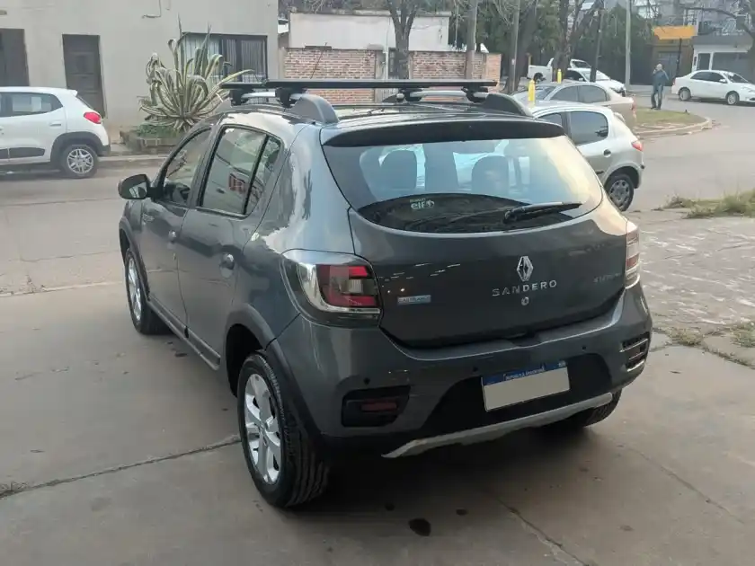 Renault Sandero Stepway 1.6 Privilege 105Cv 2019 - foto 4