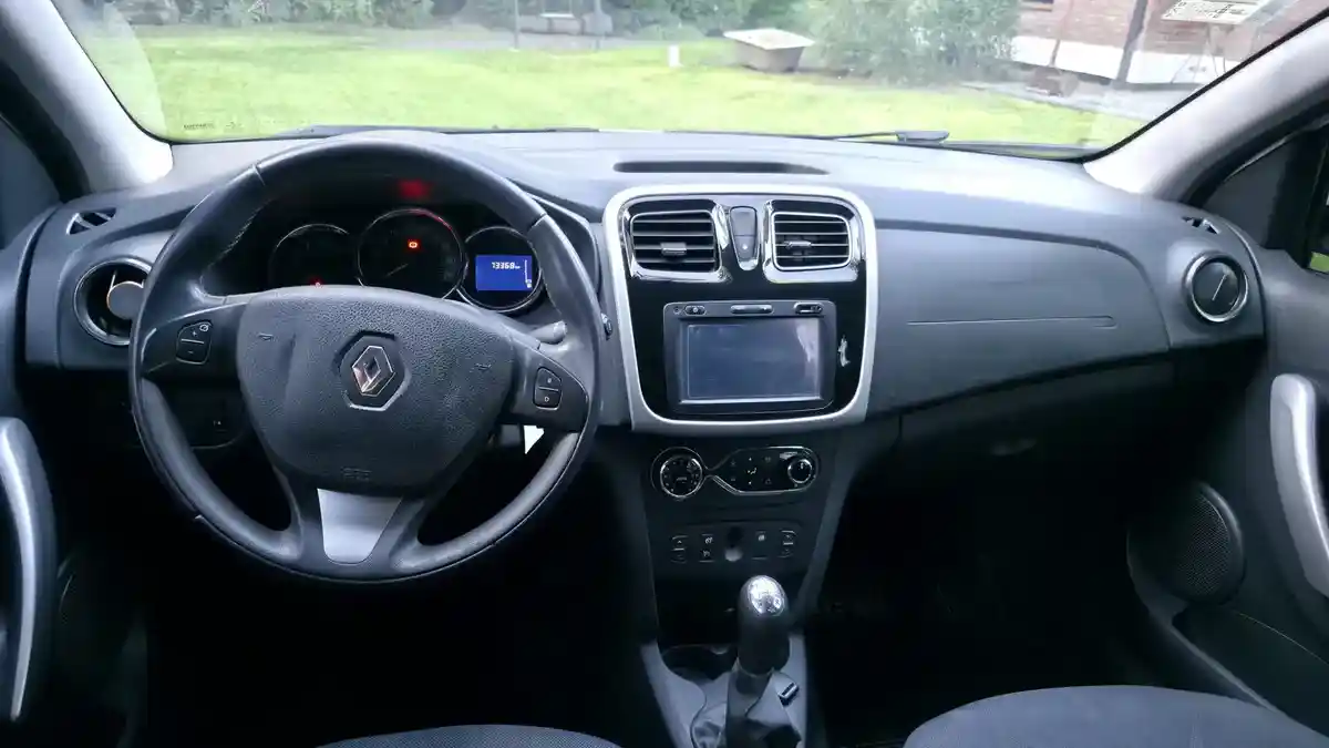 Renault Sandero 1.6 Privilege Pack 105Cv Nac 2017 - foto 5