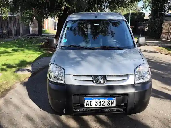 Peugeot Partner 1.6 Hdi Confort 2019 - foto 3