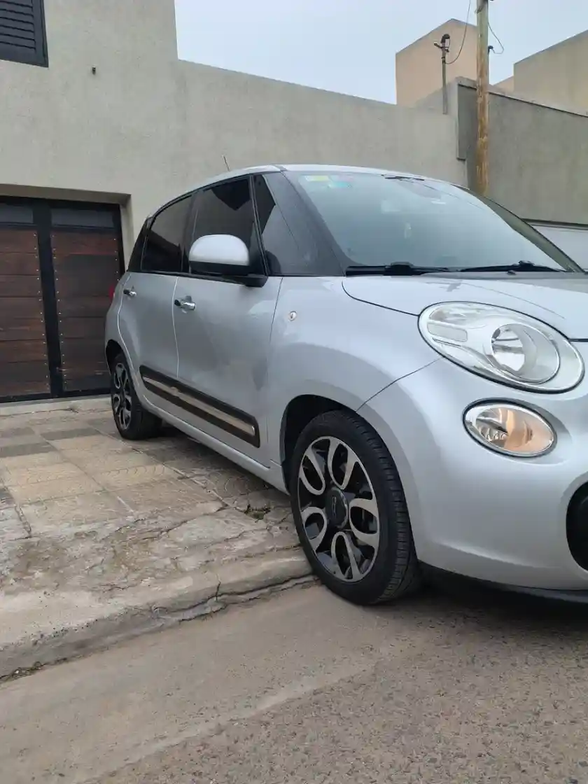 Fiat 500L 1.4 Pop Star 105Cv 2014 - foto 4