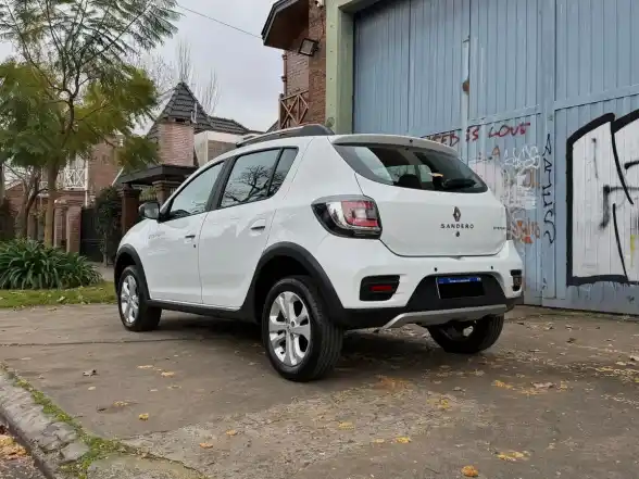 Renault Sandero Stepway 1.6 Privilege 105Cv 2018 - foto 4