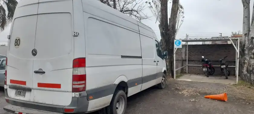 Mercedes-Benz Sprinter 2.1 515 Furgon 4325 150Cv Te V2 2013 - foto 3