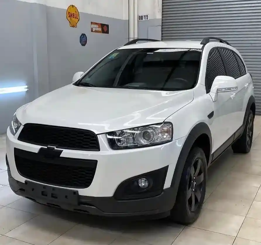 Chevrolet Captiva 2017 - foto 1