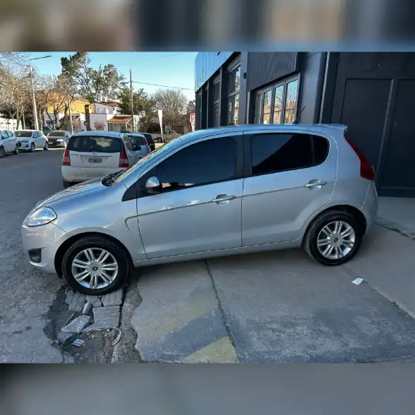 Fiat Palio 1.6 Essence 115Cv 2014 - foto 2
