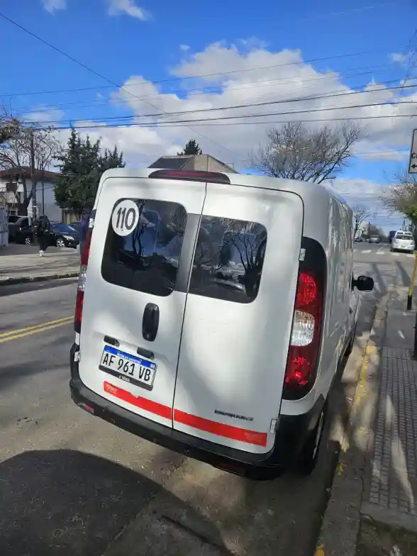 Fiat Fiorino 1.4 Fire Evo Pack Top 87Cv 2023 - foto 2