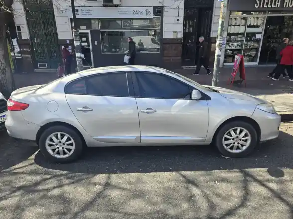 Renault Fluence 2.0 Dynamique 2012 - foto 5