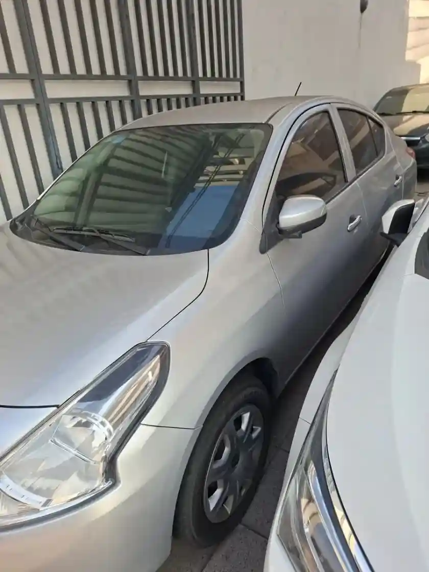 Nissan Versa 1.6 Sense Mt 2017 - foto 3