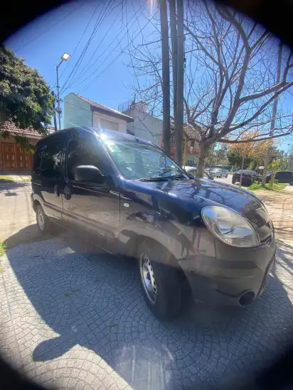 Renault Kangoo 1.6 Furgon Ph3 Confort 5As Lc 2014 - foto 4