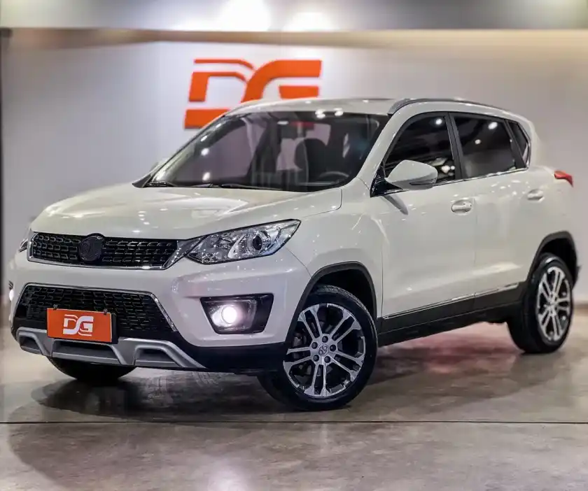 BAIC X35 2019 - foto 1