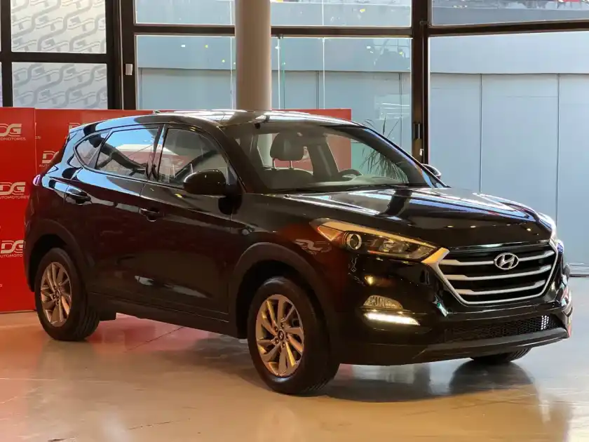 Hyundai Tucson 2.0 Style 2Wd At 2018 - foto 2