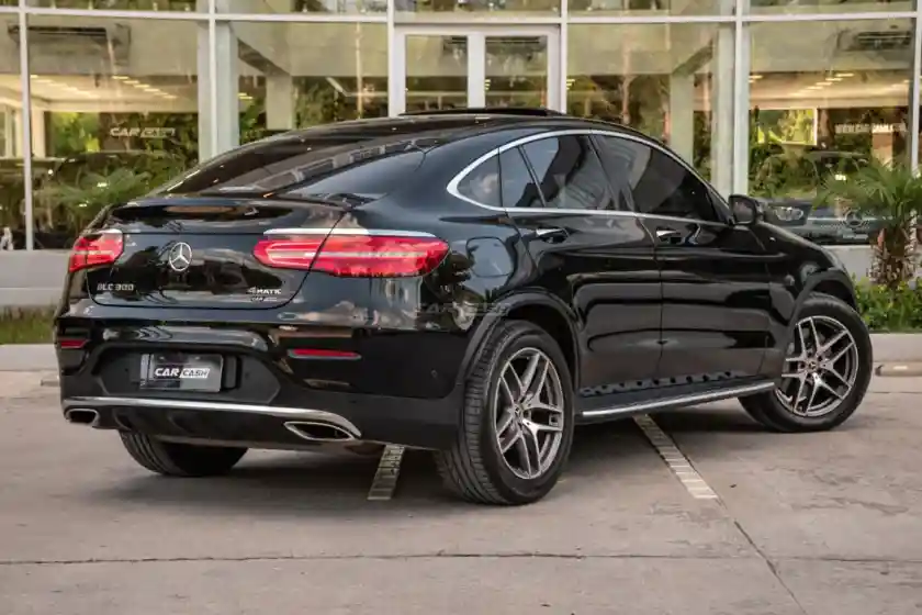 Mercedes-Benz Clase Glc 2.0 Glc300 Coupe Amg-Line 4Matic 2019 - foto 4