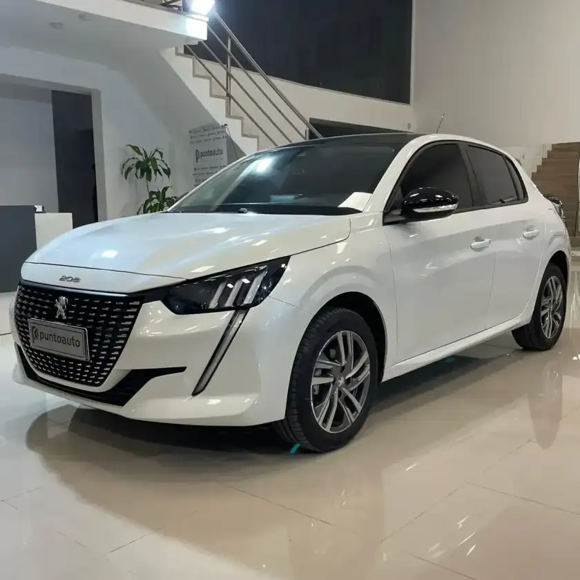 Peugeot 208 2024 - foto 1