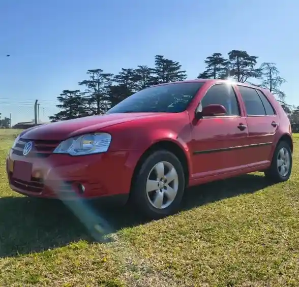 Volkswagen Golf 2008 - foto 1