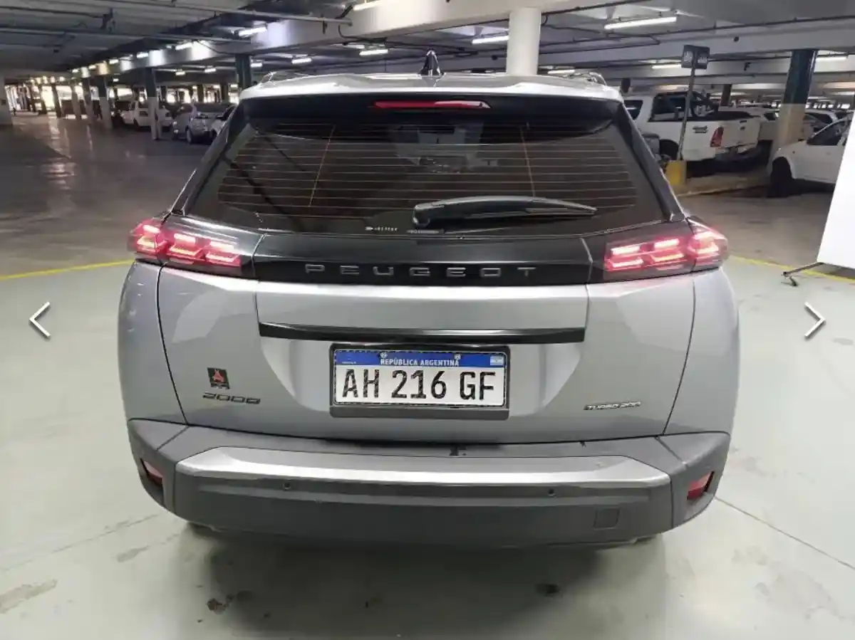 Peugeot 2008 1.0T Active 2025 - foto 5