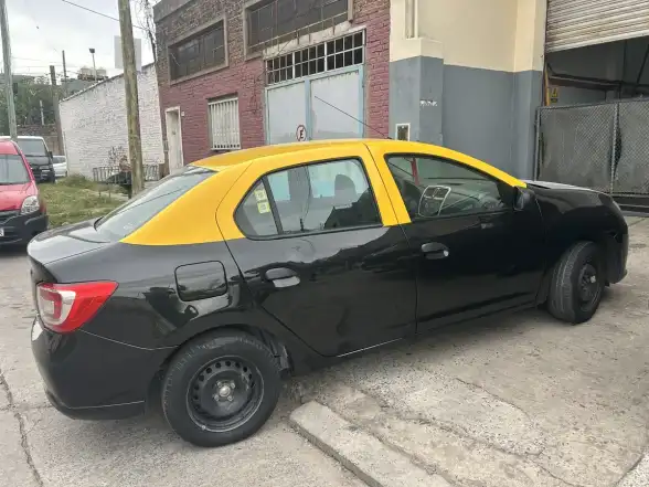 Renault Logan 1.6 Authentique 85Cv 2018 - foto 3