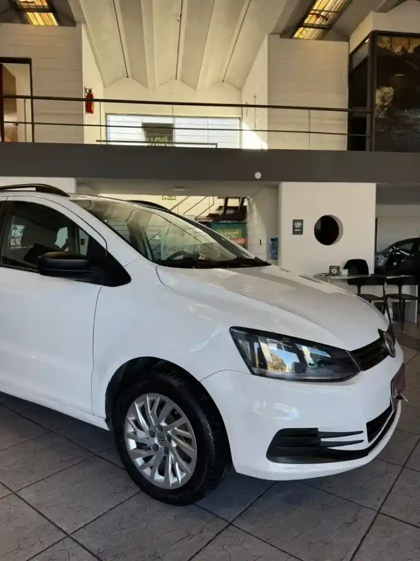 Volkswagen Suran 1.6 Trendline 2017 - foto 2