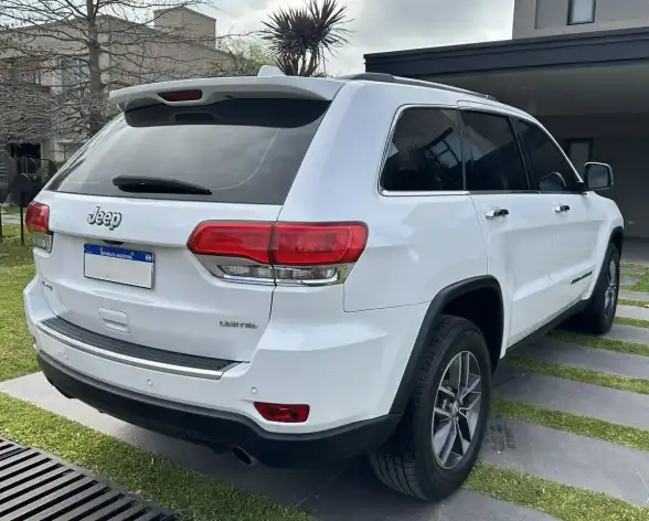 Jeep Grand Cherokee 3.6 Limited 286Hp Techo + Llantas 18 2020 - foto 3