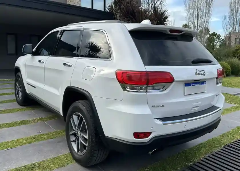 Jeep Grand Cherokee 3.6 Limited 286Hp Techo + Llantas 18 2020 - foto 4