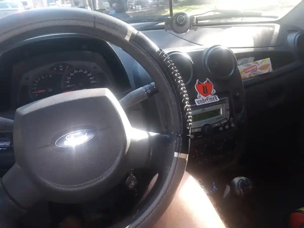 Ford Ka 1.0 Fly Viral 63Cv 2012 - foto 4